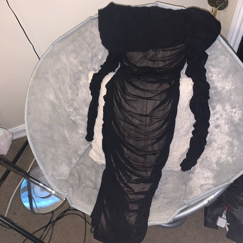 Black long rouched dress
